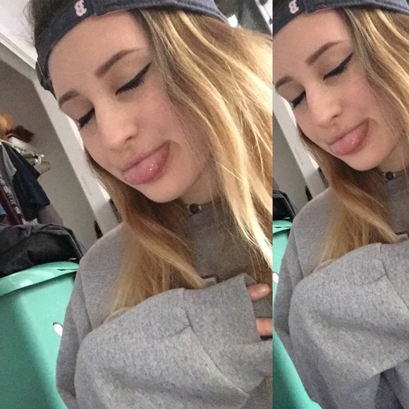 Meet your Posher, Hannah