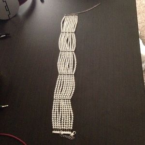 Pearl choker