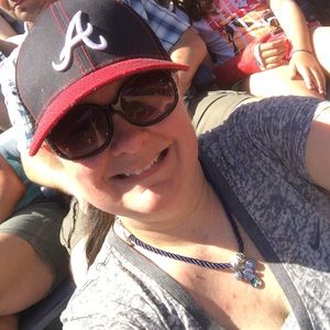 Meet your Posher, Vanessa