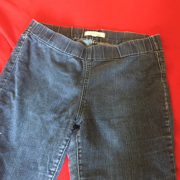 Jeans - Picture 2 of 2