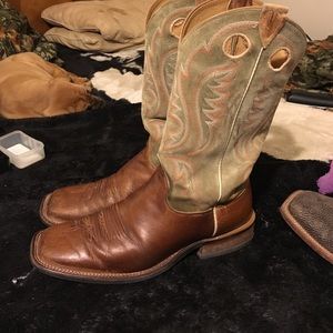 Men's Justin 9 1/2 EE width