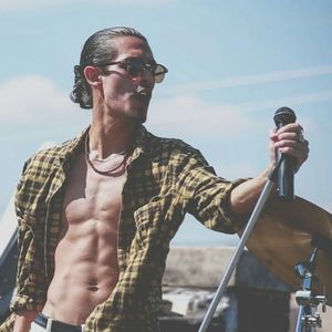 Meet your Posher, Jonathan