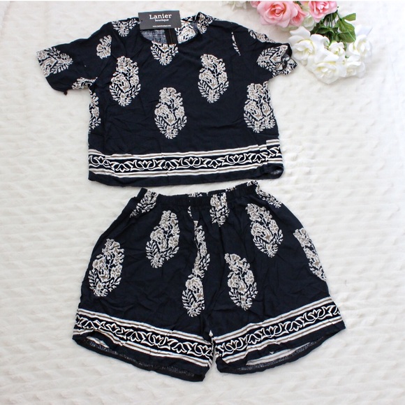 Navy Two Piece Set, new - Picture 2 of 3