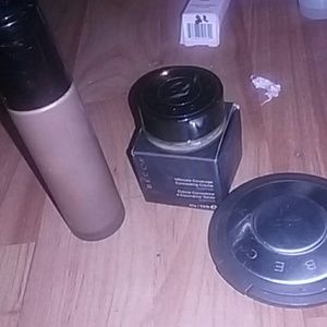 Becca Bundle concealer,mineral powder foundation