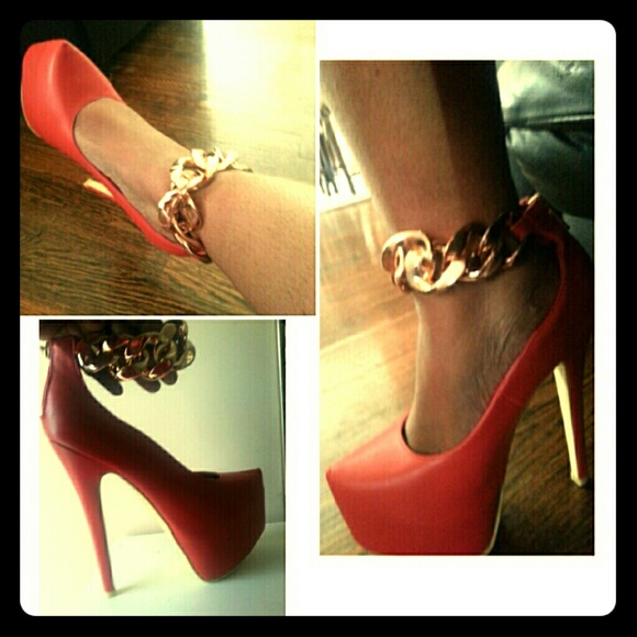The Red Pumps