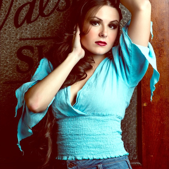 Vintage baby blue crop top