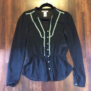 Polka dot blouse with mint lace detail