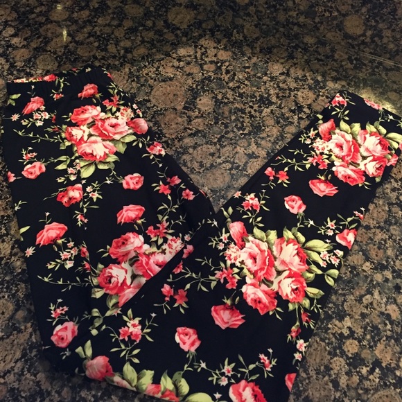 🌹Floral Leggings 🌹