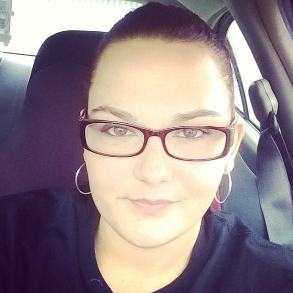 Meet your Posher, Aleasha