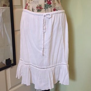 A&F White Skirt - S