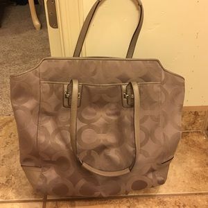 Tan Coach Tote (USED)