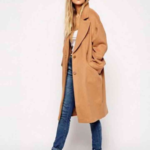 Oversized cocoon coat