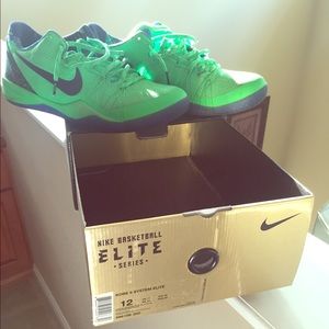 Kobe 8 system elite superhero