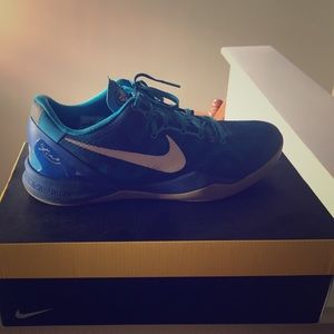Kobe 8 system blue coral snake 7/10 quality