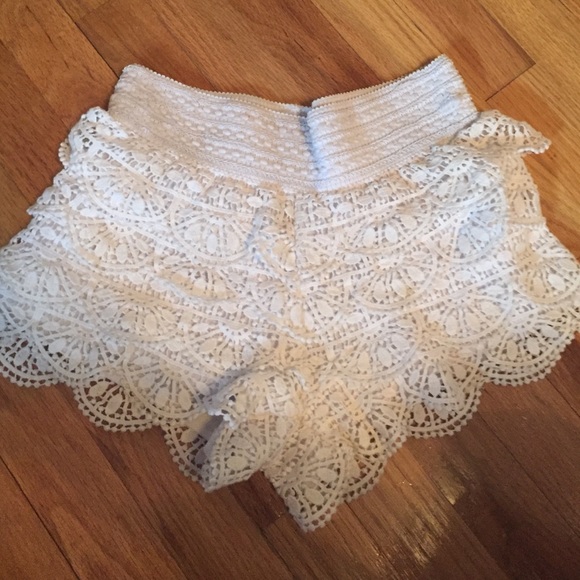 Comfy White Crochet Shorts