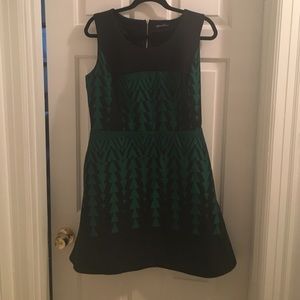 Kenneth Cole green & black sleeveless dress 8