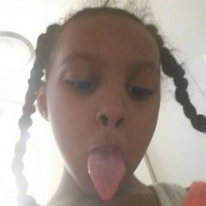 Meet your Posher, Samira