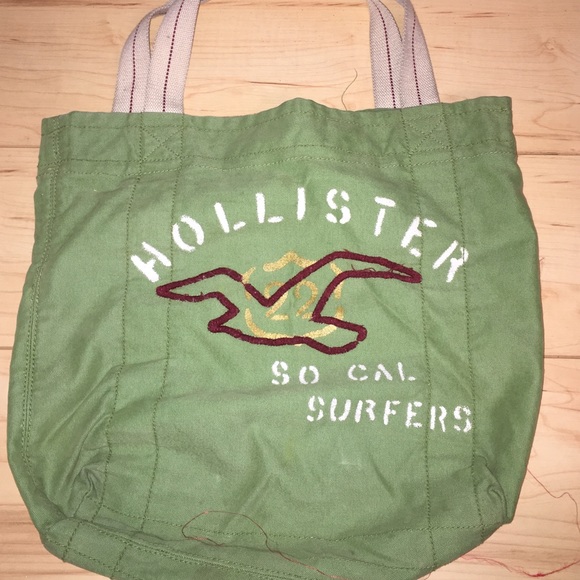 Hollister travel bag!!