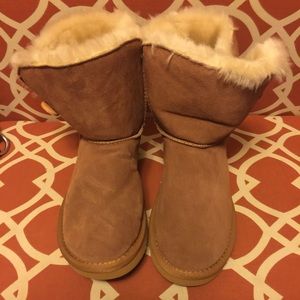 Kids uggs size1