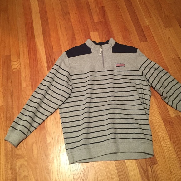 Vineyard Vines Tops - Vineyard Vines Pullover