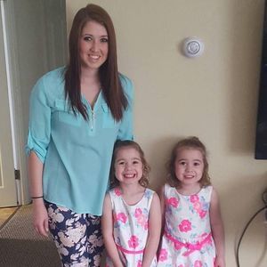 Meet your Posher, Crystal