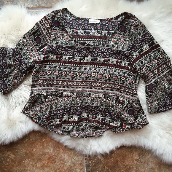 Elephant patterned flowy top - Picture 4 of 4