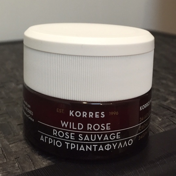 Korres Wild Rose 24 H Moisturizing & Brightening