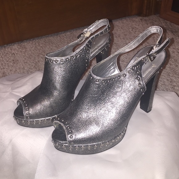 BCBGenerations 5.5' open toe platforms