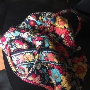 Large Vera Bradley duffel !