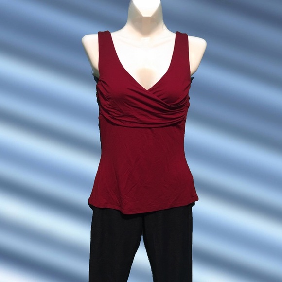 The Limited Tops - Red limited top