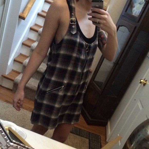 • SOLD • UNIF Detention Dress - Picture 4 of 4