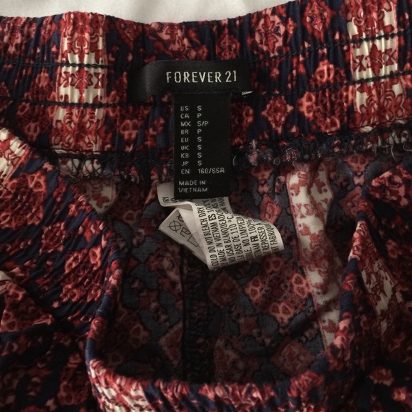 ❗️SOLD❗️Forever 21 outfit set - Picture 3 of 4