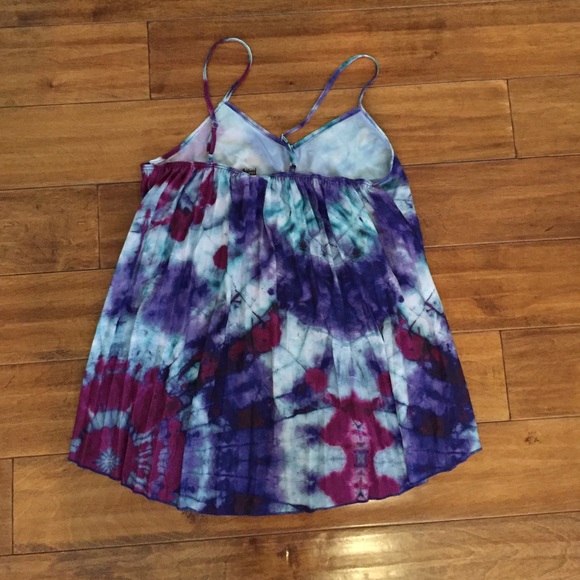 Multi color top - Picture 2 of 2