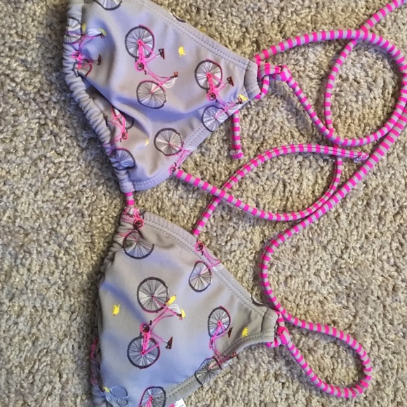 Three Bikini Tops - Picture 3 of 4