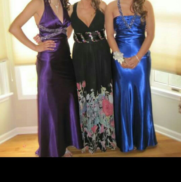 Black long  prom dress with floral design