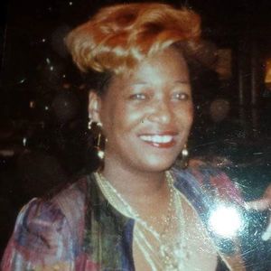 Meet your Posher, Cynthia