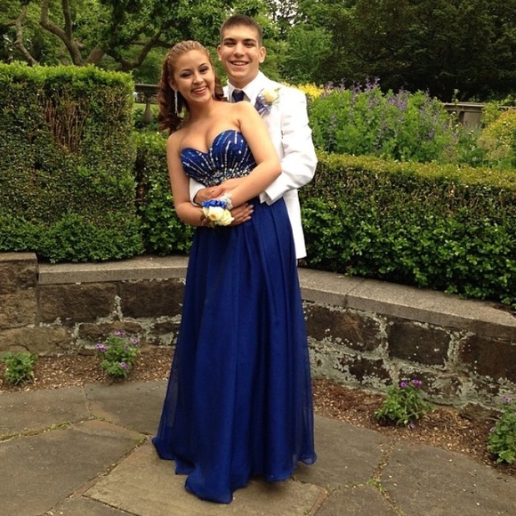 Prom dress!  make an offer‼️ - Picture 1 of 2