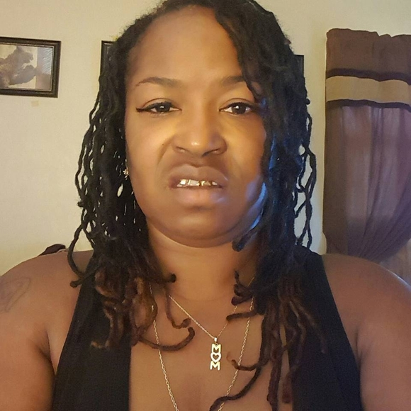 Meet your Posher, La'shanna - Picture 2 of 2