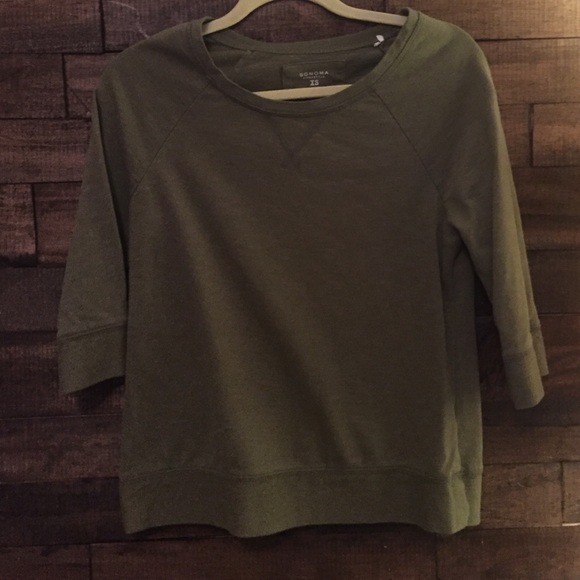 Army green quarter sleeve sweatshirt