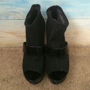 Bakers heeled booties