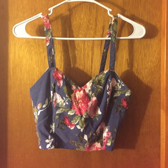 Floral Crop Top - Picture 1 of 2