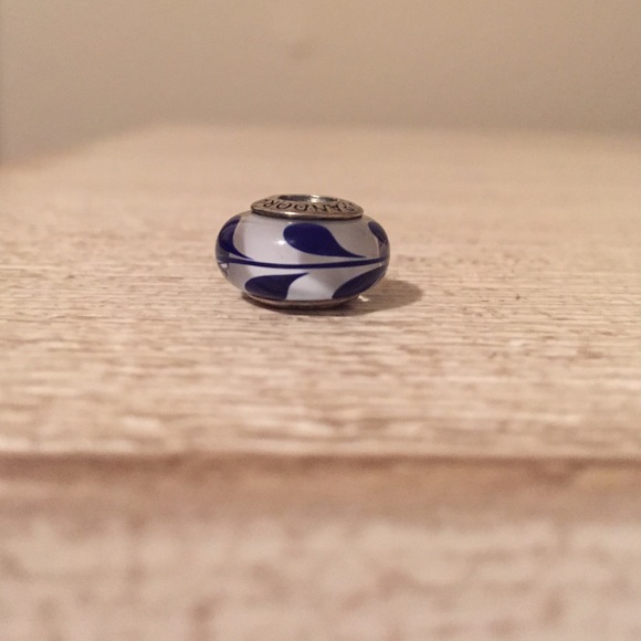 Authentic Pandora Blue Swirly Swirl Glass Charm - Picture 1 of 2