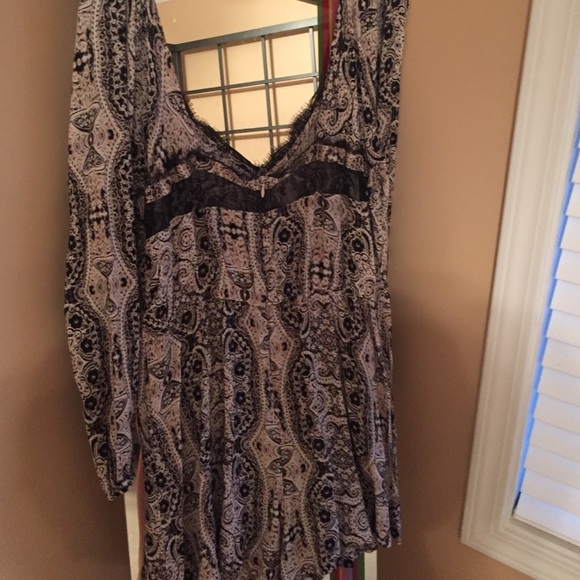 Kendall + Kylie romper - Picture 3 of 4