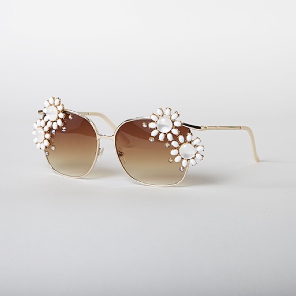 Brown Embellished Sunglasses - Picture 2 of 4