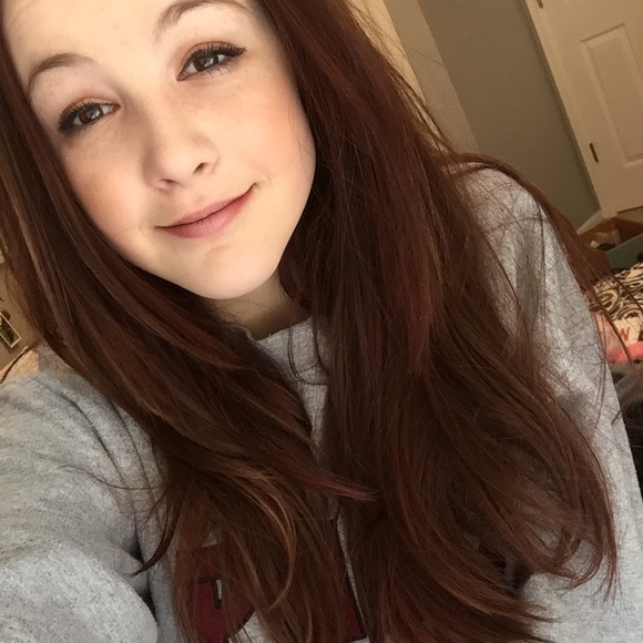 Meet your Posher, Lindsay - Picture 1 of 1