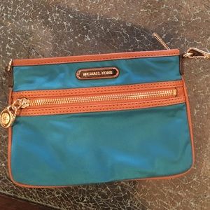 Wristlet