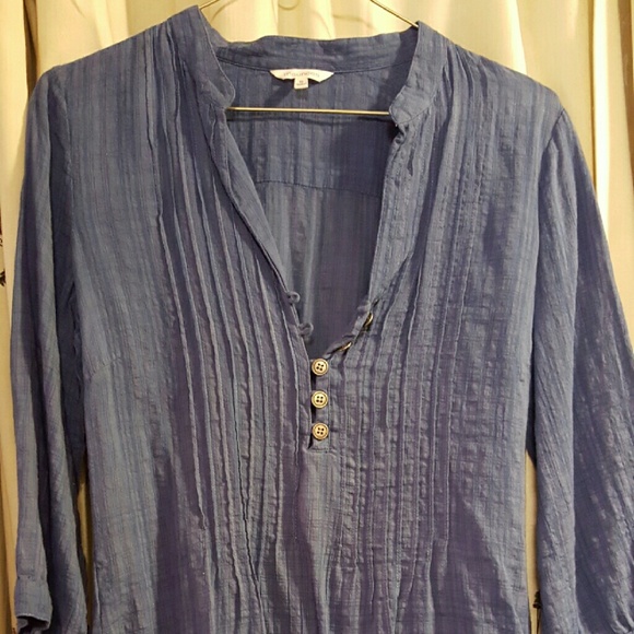 Blue v-neck 3/4 sleeve