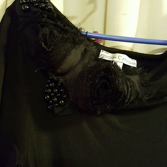 Black 3/4 sleeve blouse one shoulder!!!