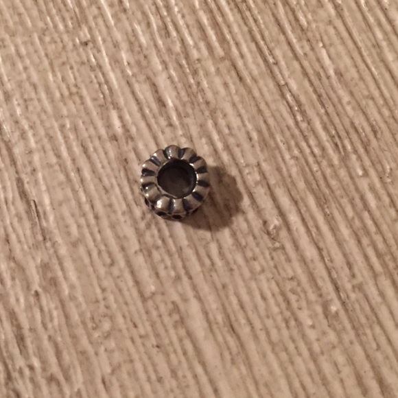 Authentic Pandora Aloha Charm - Picture 2 of 2