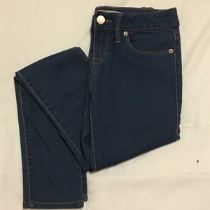 Medium Wash No Boundaries Stretch Jeans